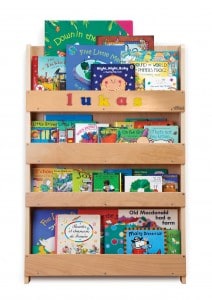 Ein angemessenes Geschenk für Ihr Enkelkind: das personalisierte Bücherregal für Kinder